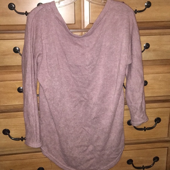 Hi- Low Sweatshirt - Picture 2 of 3